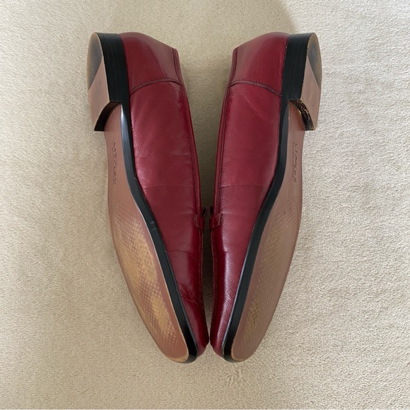 Liz Claiborne red square toe loafers - Picture 9 of 9
